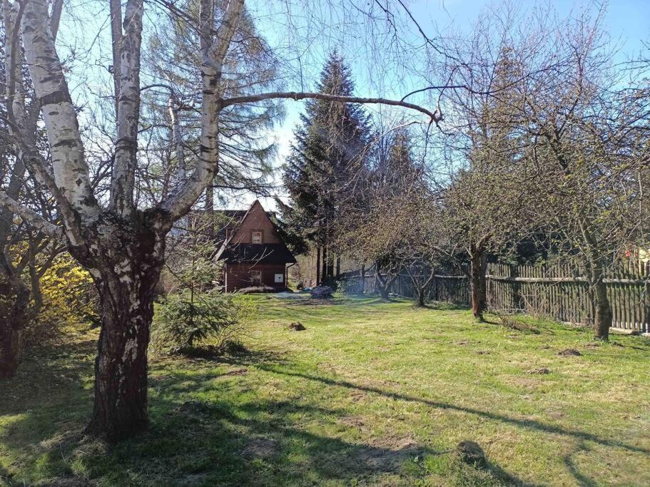 Ludwikowka Pod Luboniem, Stu-Letni Domek W Gorach Naprawa Exterior photo
