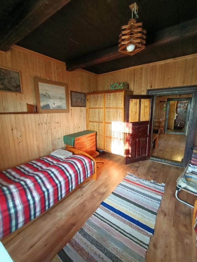 Ludwikowka Pod Luboniem, Stu-Letni Domek W Gorach Naprawa Exterior photo